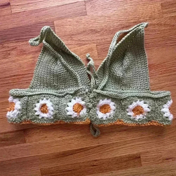 Women's boho summer Music festival Crochet Daisy Crop Top Adjustable Size - Picture 2 of 6